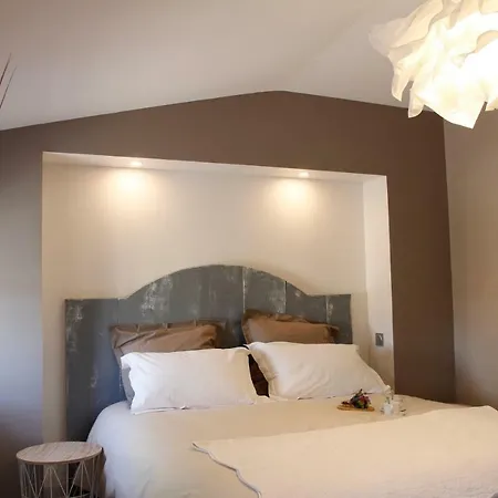 Carcasso Apartment *